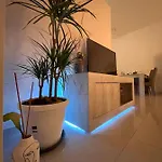 La Dimora Degli Avi Apartment *